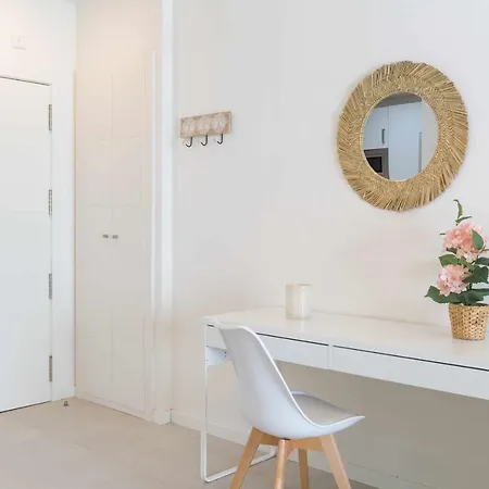 Apartment Sunny Art In
